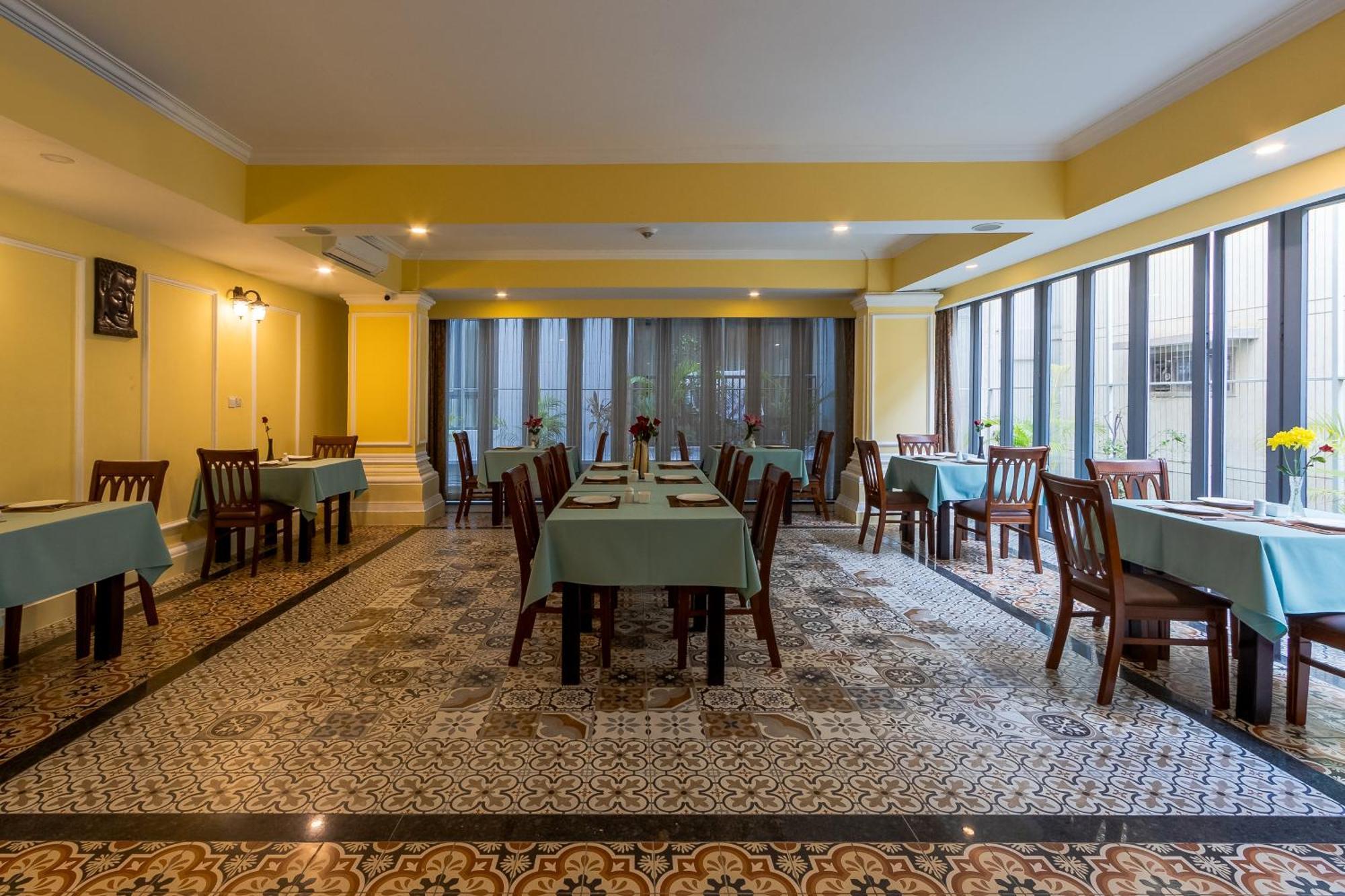 Arison Hotel بنوم بنه المظهر الخارجي الصورة